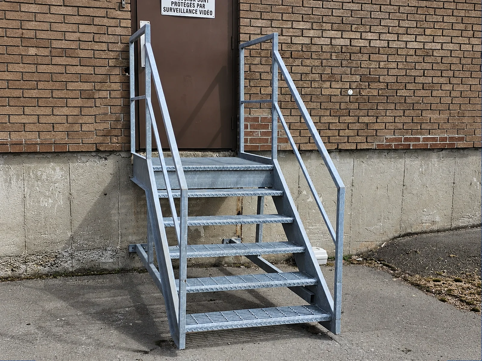 Escalier extérieur galvanisé